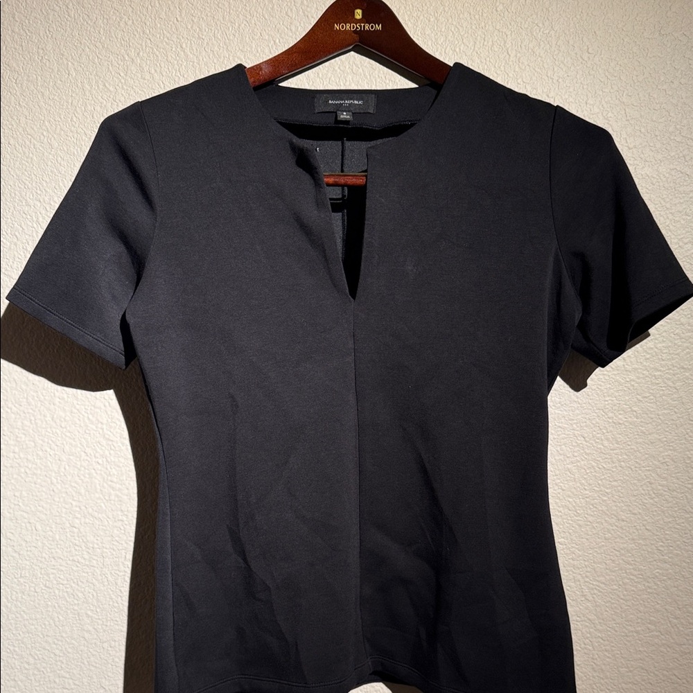 Banana Republic Black Short-Sleeve Keyhole Top